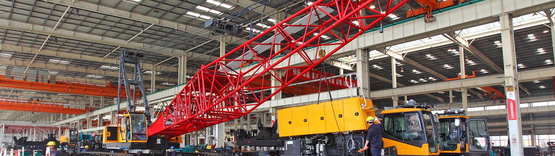 SANY Crawler Crane, known for its lifting capability, rigidity, and safety, used in various applications like piling, foundation, civil construction, and industrial projects.