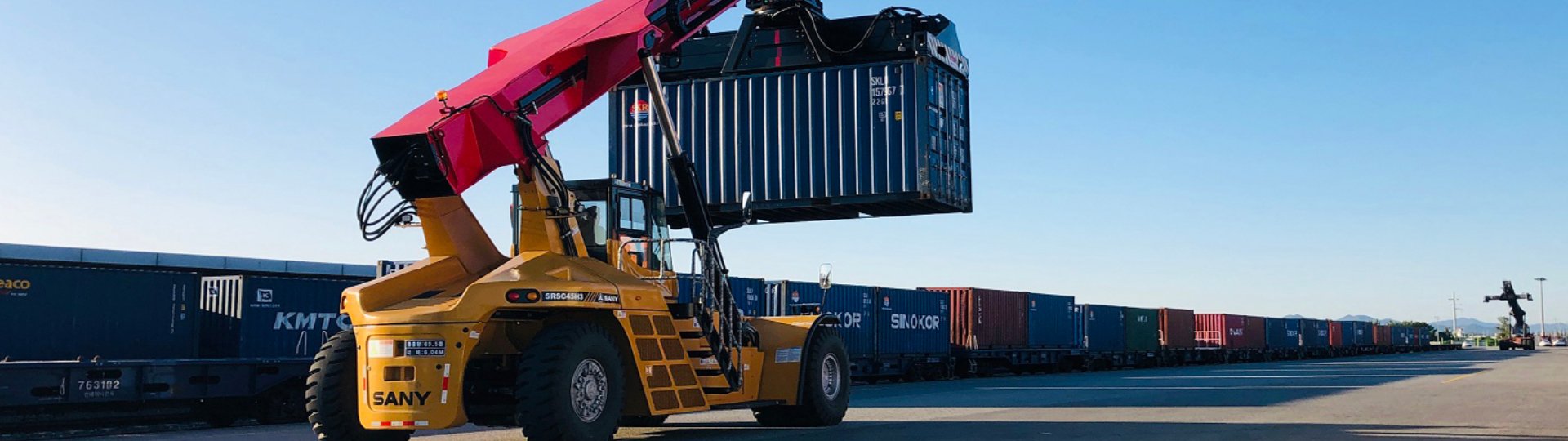 SANY Empty Container Handler with advanced design, reinforced frames, and high safety features for reliable long-term performance.