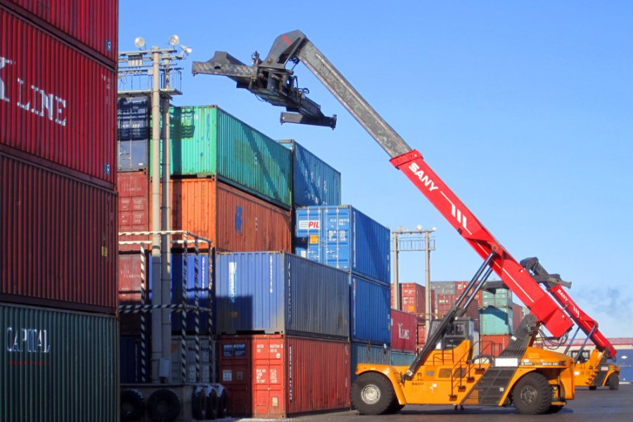 Container Handling Equipment