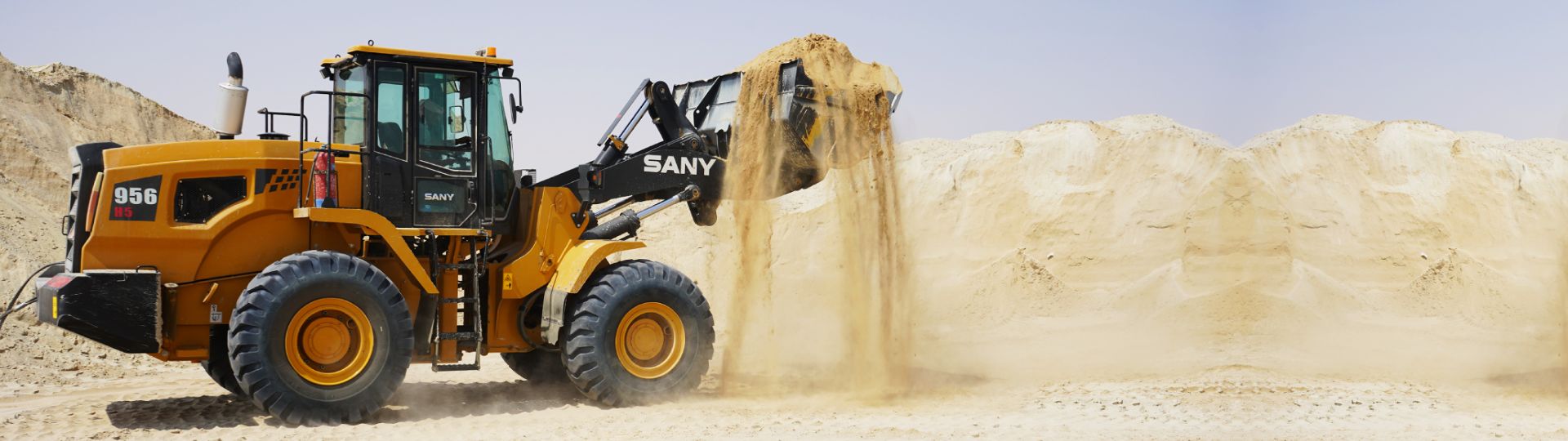 SANY SYL956H large wheel loader, designed for heavy-duty operations with enhanced efficiency and fast return on investment in construction and mining.