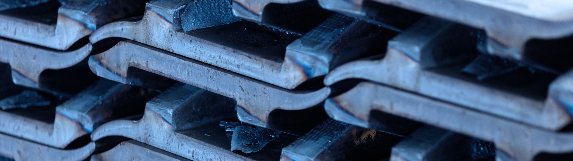 Track Shoes developed in collaboration with BERCO and international suppliers, designed for heavy machinery.These shoes come in single, double, and triple grouser types for optimal performance.